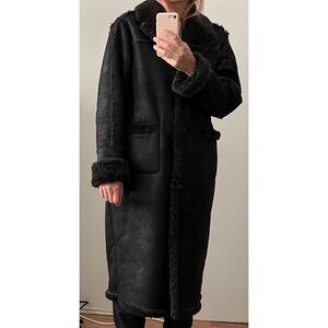 Urban Outfitters Women's Black Y2K Faux Shearling Coat